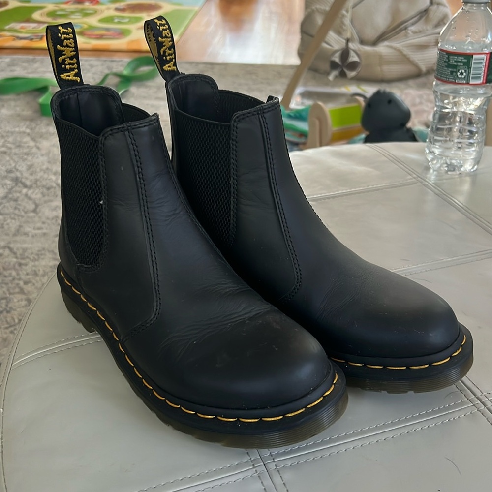 Perfect condition dr marten boots